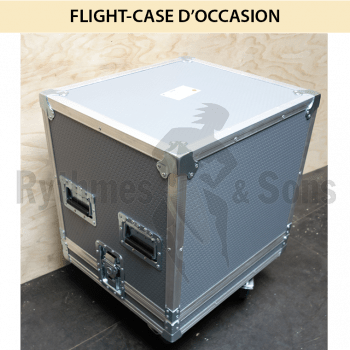Flight-case - Malle 'cloche' 585x520xH710 avec capitonnag-1