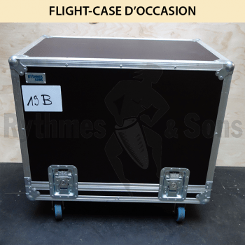 Flight-case - Malle 'cloche' 840x565xH775 avec capitonnag-3