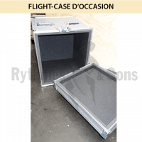 Flight-case - Malle 'cloche' 585x520xH710 avec capitonnag-2