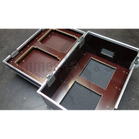 Flight-case 'cloche' 740x480xH450 avec aménagement bois-2
